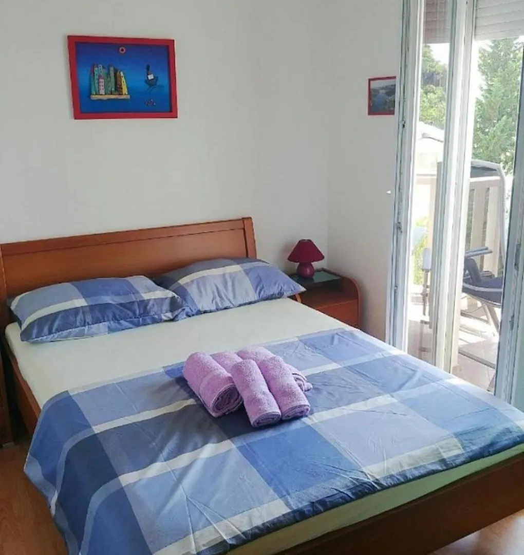 Apartment Katy - 150M From The Sea Seget Vranjica Croatia
