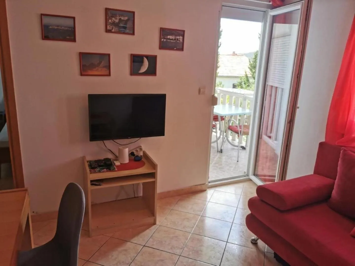 Apartment Katy - 150M From The Sea Seget Vranjica